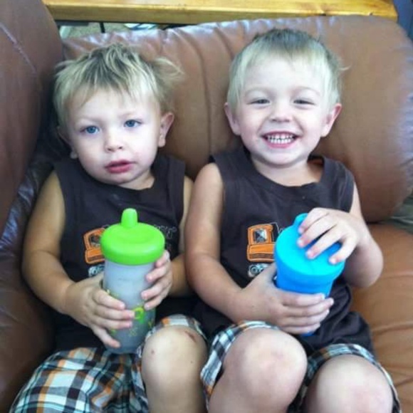 Meet your Posher, Sandy - Picture 4 of 7